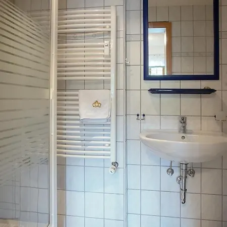 Apartment Sonnige Ferienwohnung In Mit Eigener Terrasse Bad Elster